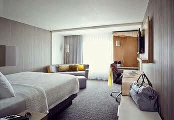 Courtyard Medical Center Drive Hotel